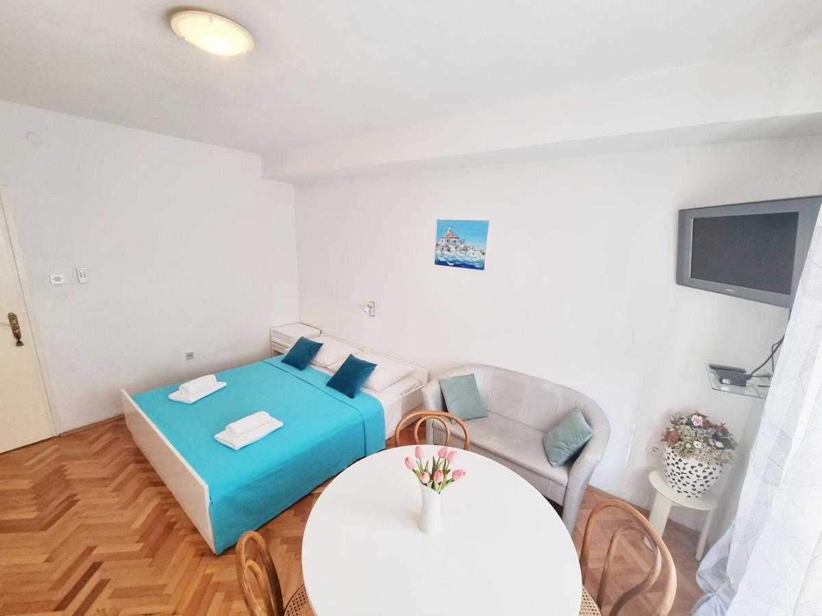 Apartman Bidol Макарска Екстериор снимка