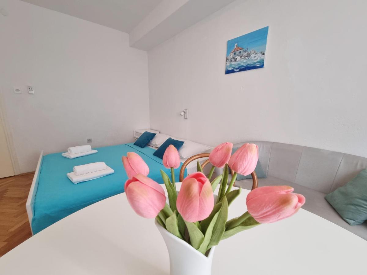 Apartman Bidol Макарска Екстериор снимка