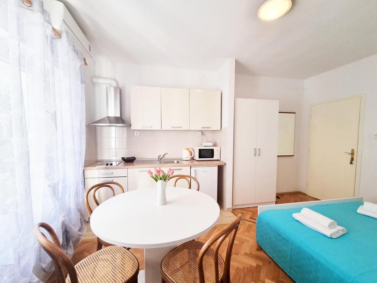 Apartman Bidol Макарска Екстериор снимка