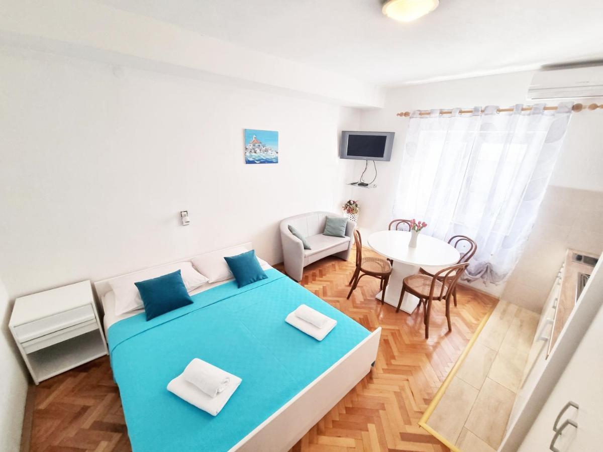 Apartman Bidol Макарска Екстериор снимка