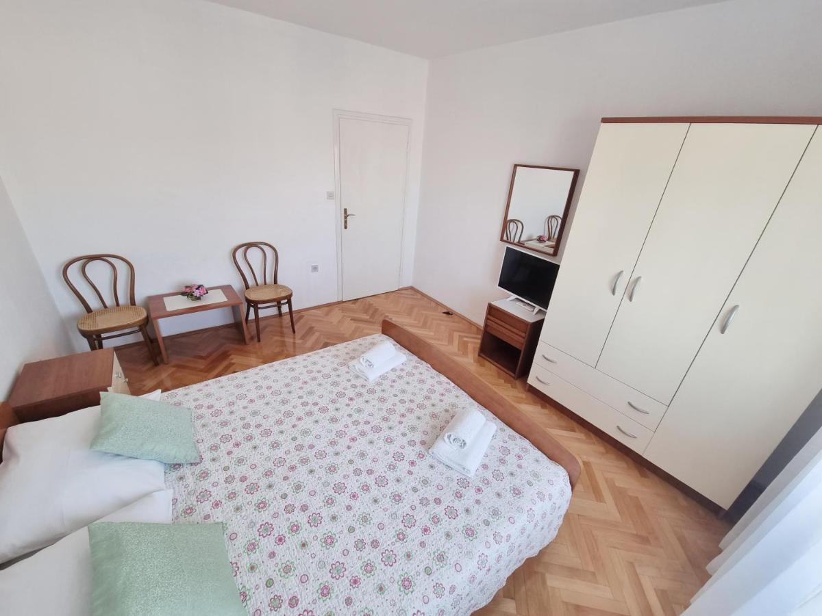 Apartman Bidol Макарска Екстериор снимка